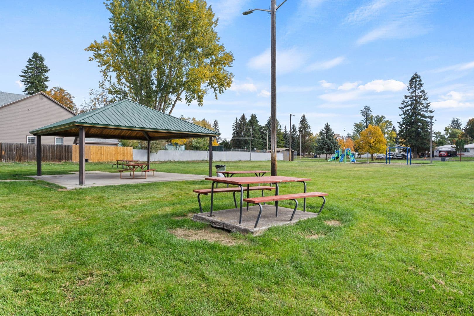 Medical Lake Apartment: 314 N LeFevre St