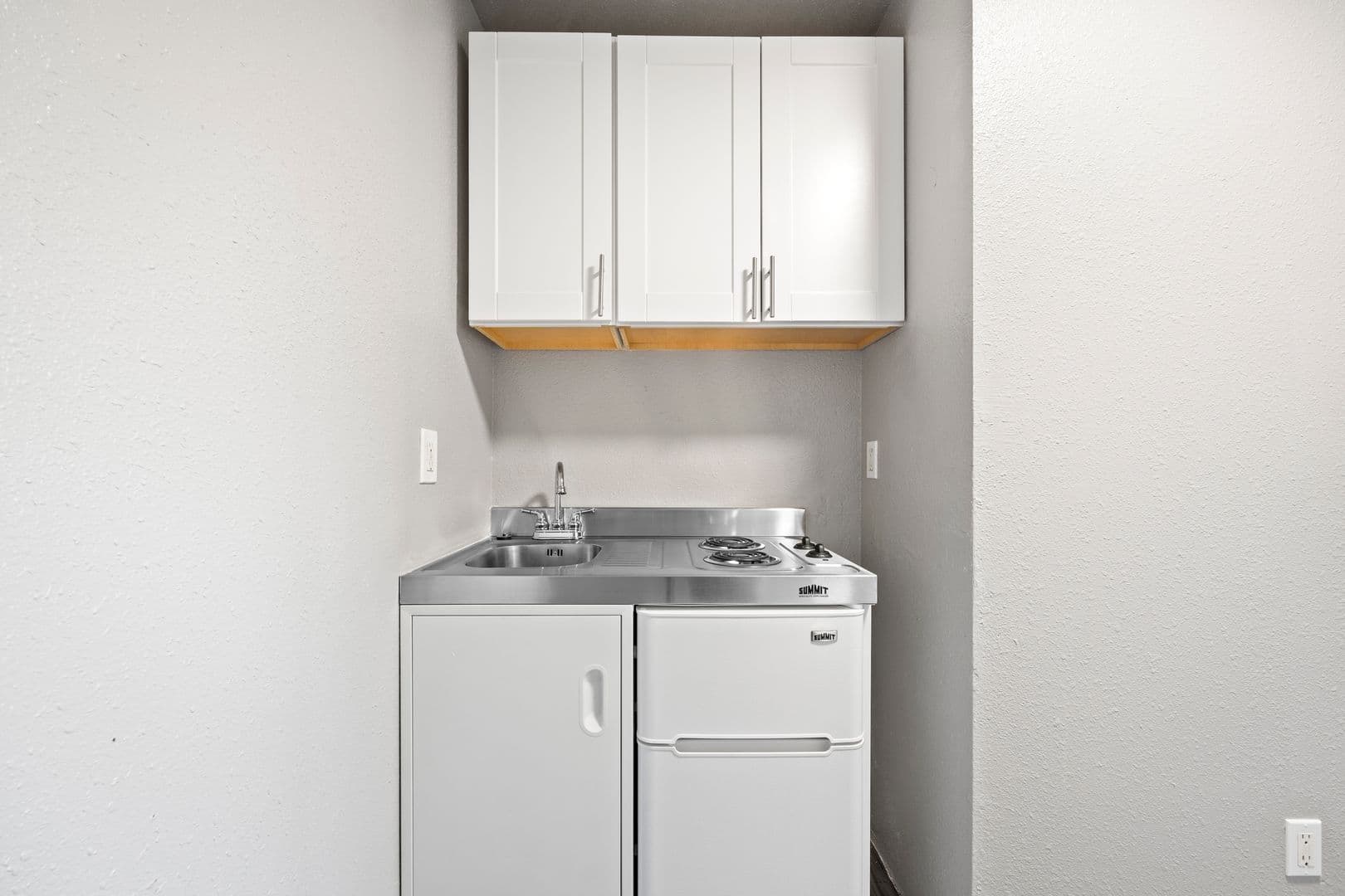 Richland Apartment: 2153 Stevens Drive