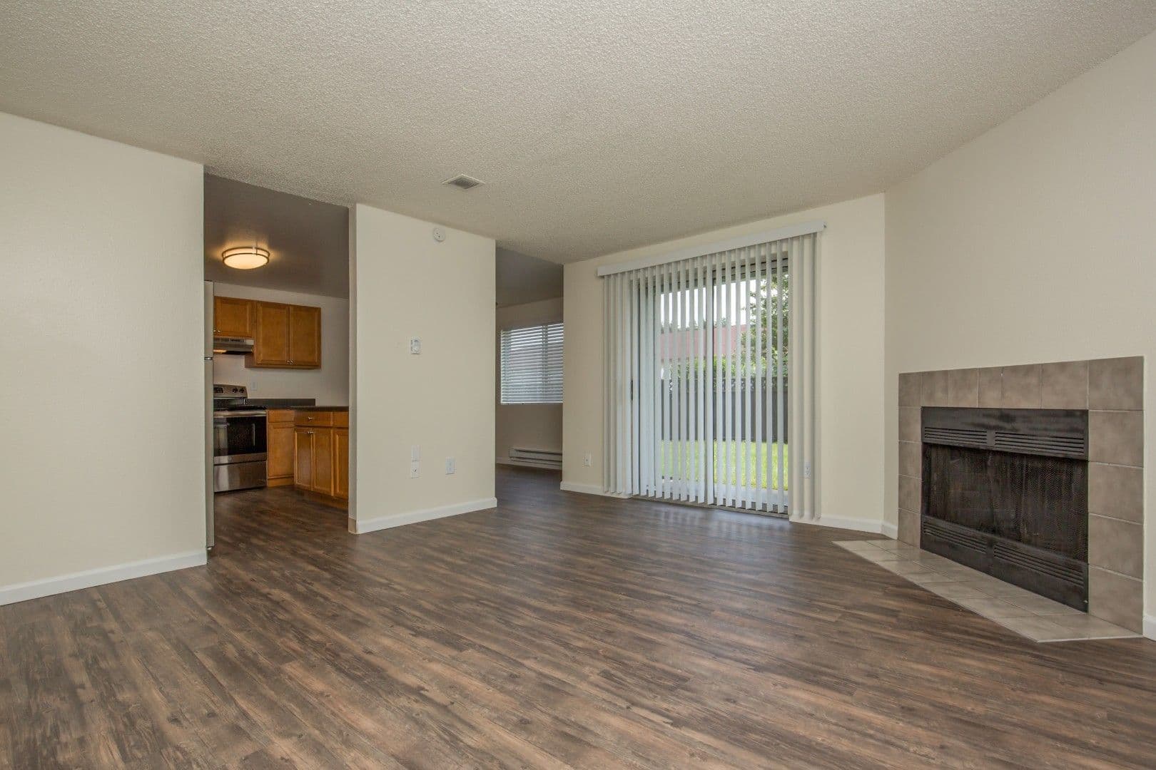 Tacoma Apartment: 6830 Tacoma Mall Blvd