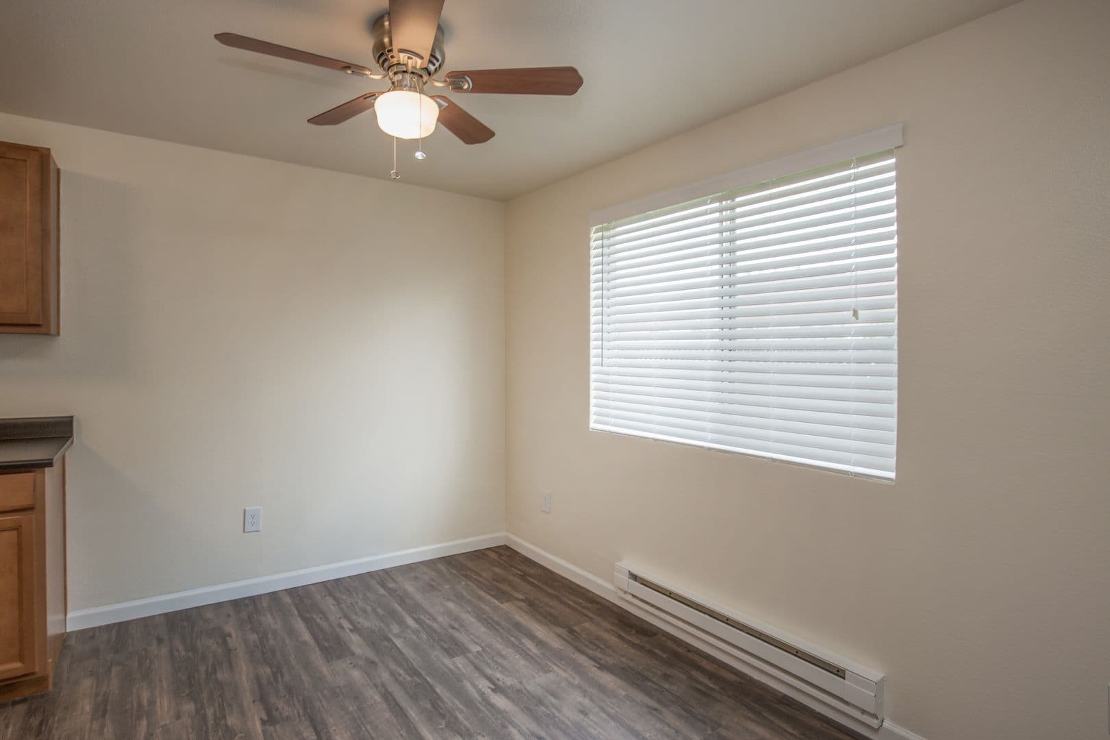 Tacoma Apartment: 6830 Tacoma Mall Blvd