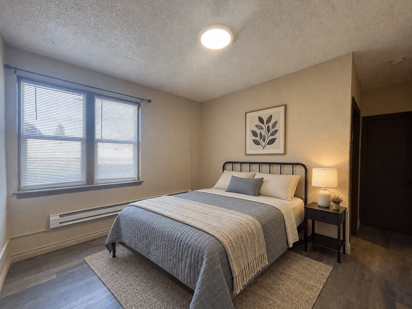 Spokane Apartment: 916 W Augusta Avenue