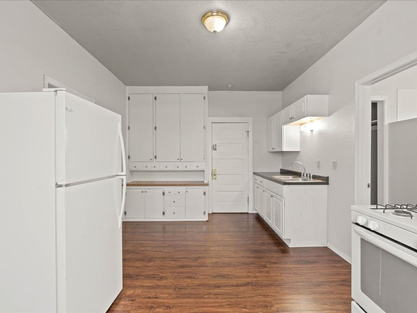 Spokane Apartment: 1221 N Monroe St