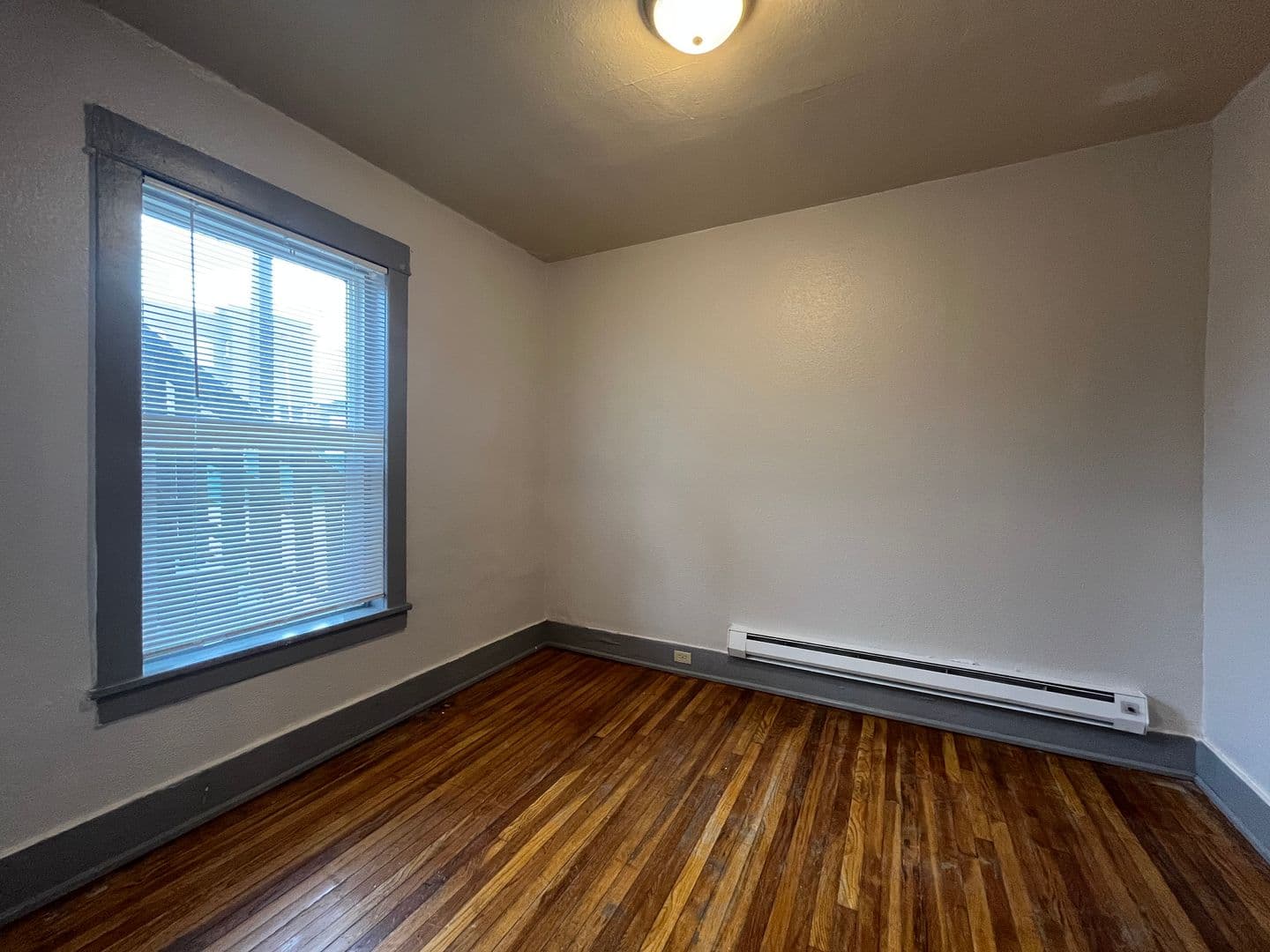 Spokane Apartment: 1010 W Boone Ave.