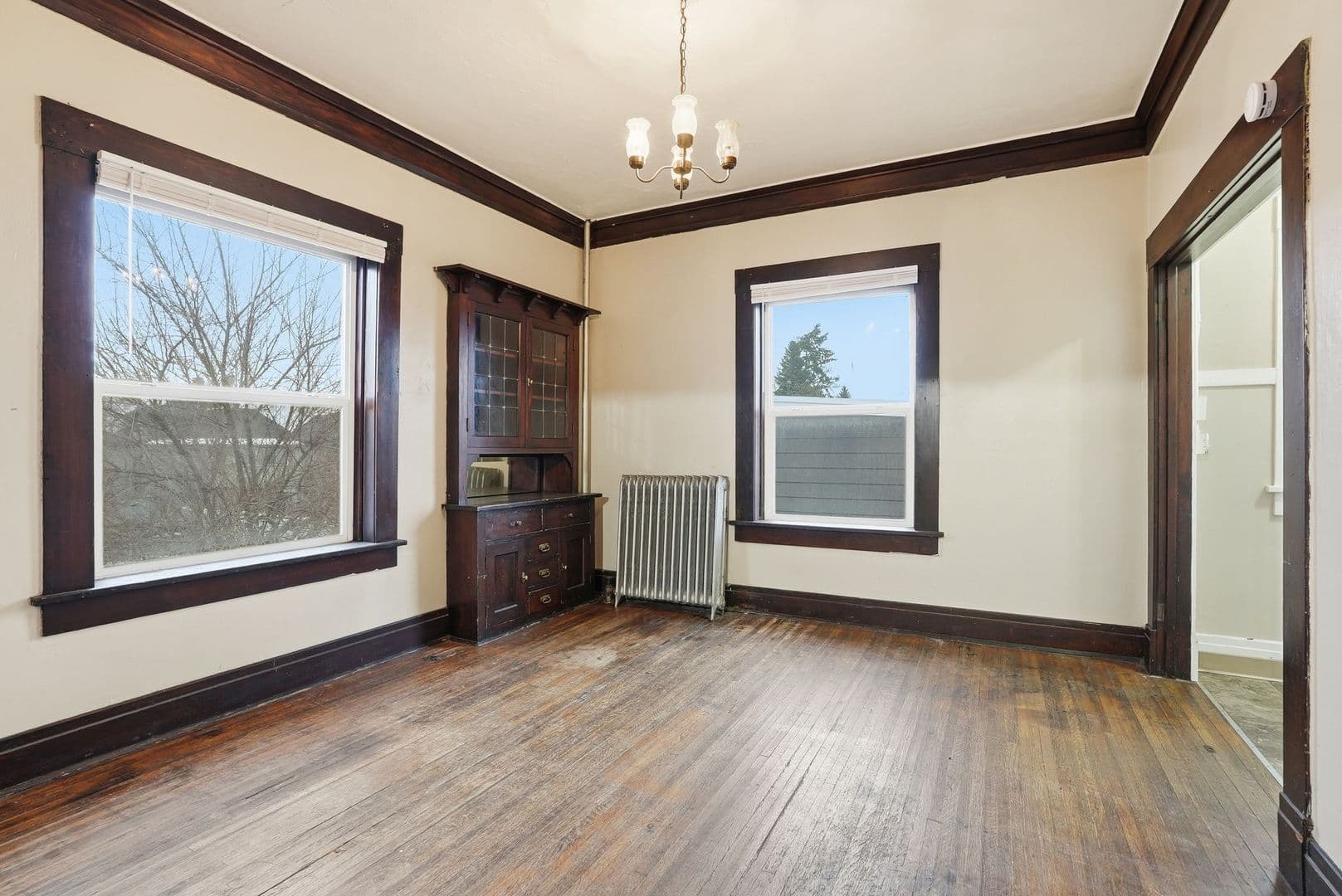 Spokane Apartment: 155 S Oak St