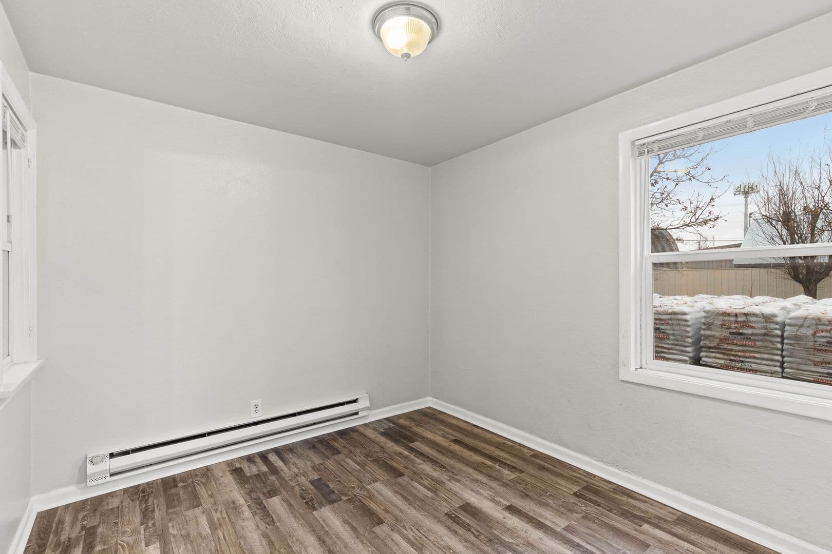 Spokane Valley Apartment: 9300 E Sprague Avenue