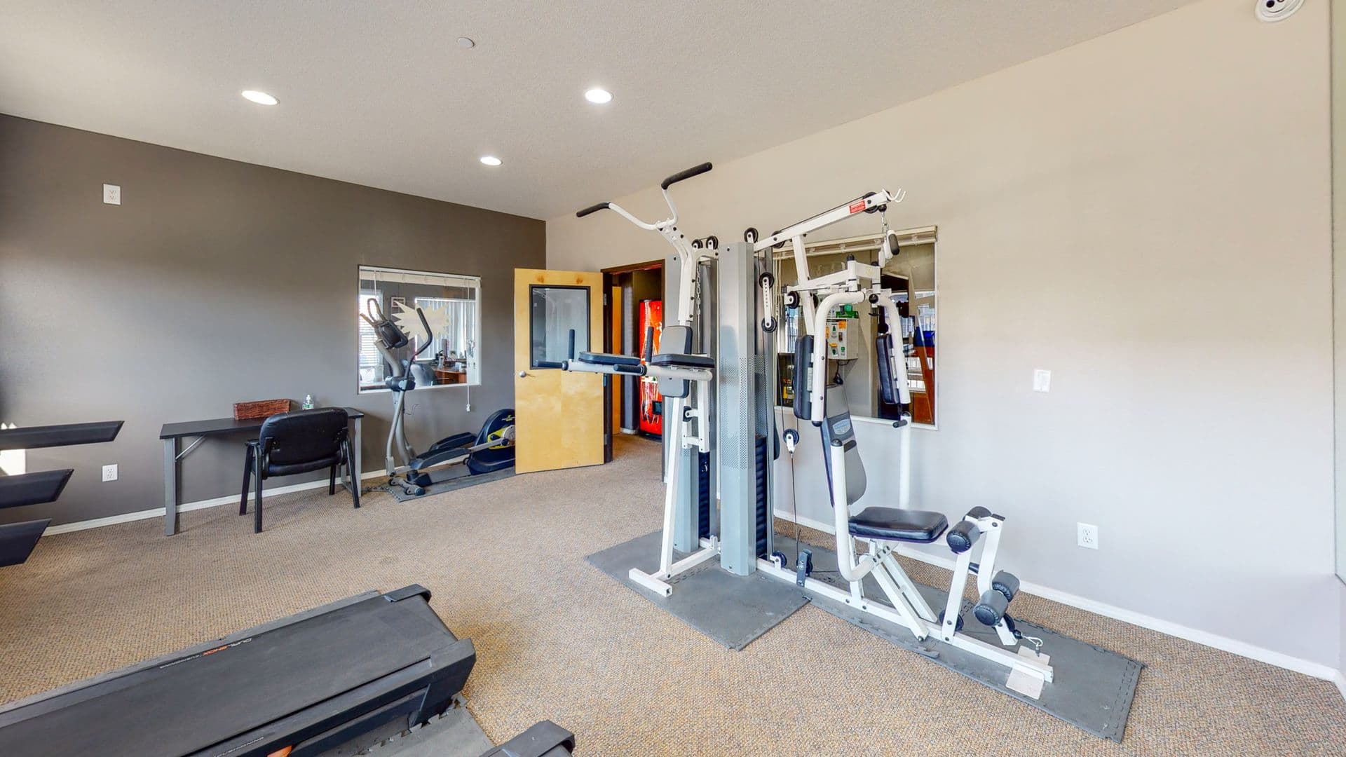Kennewick Apartment: 4711 W Metaline Avenue