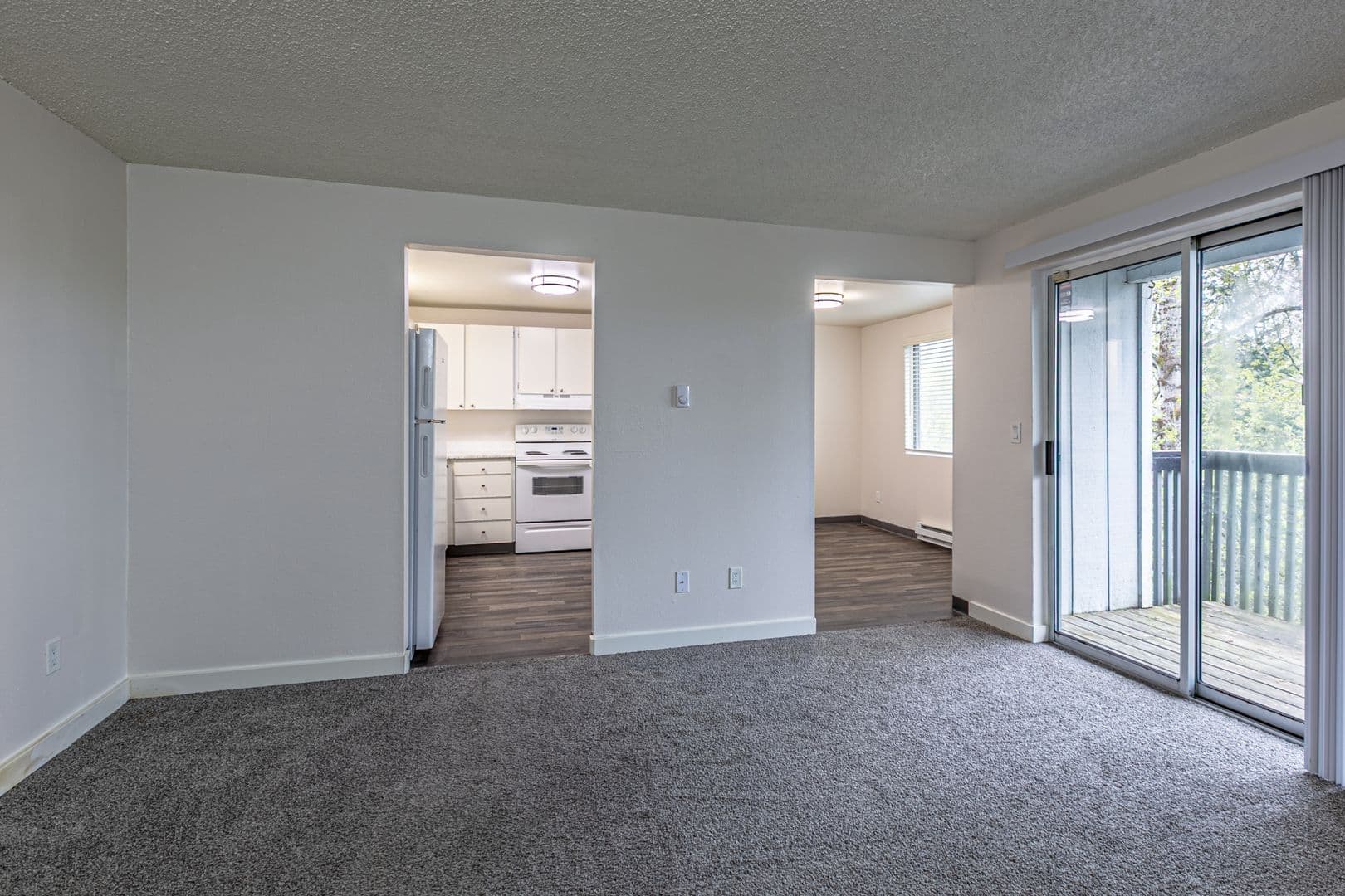 Tacoma Apartment: 6830 Tacoma Mall Blvd