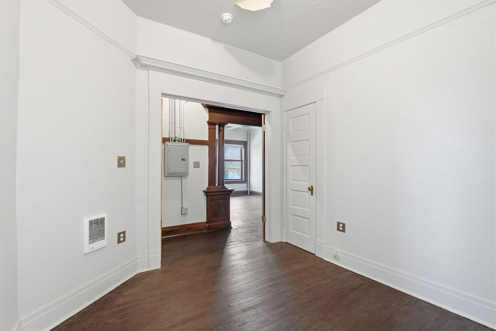 Spokane Apartment: 155 S Oak St