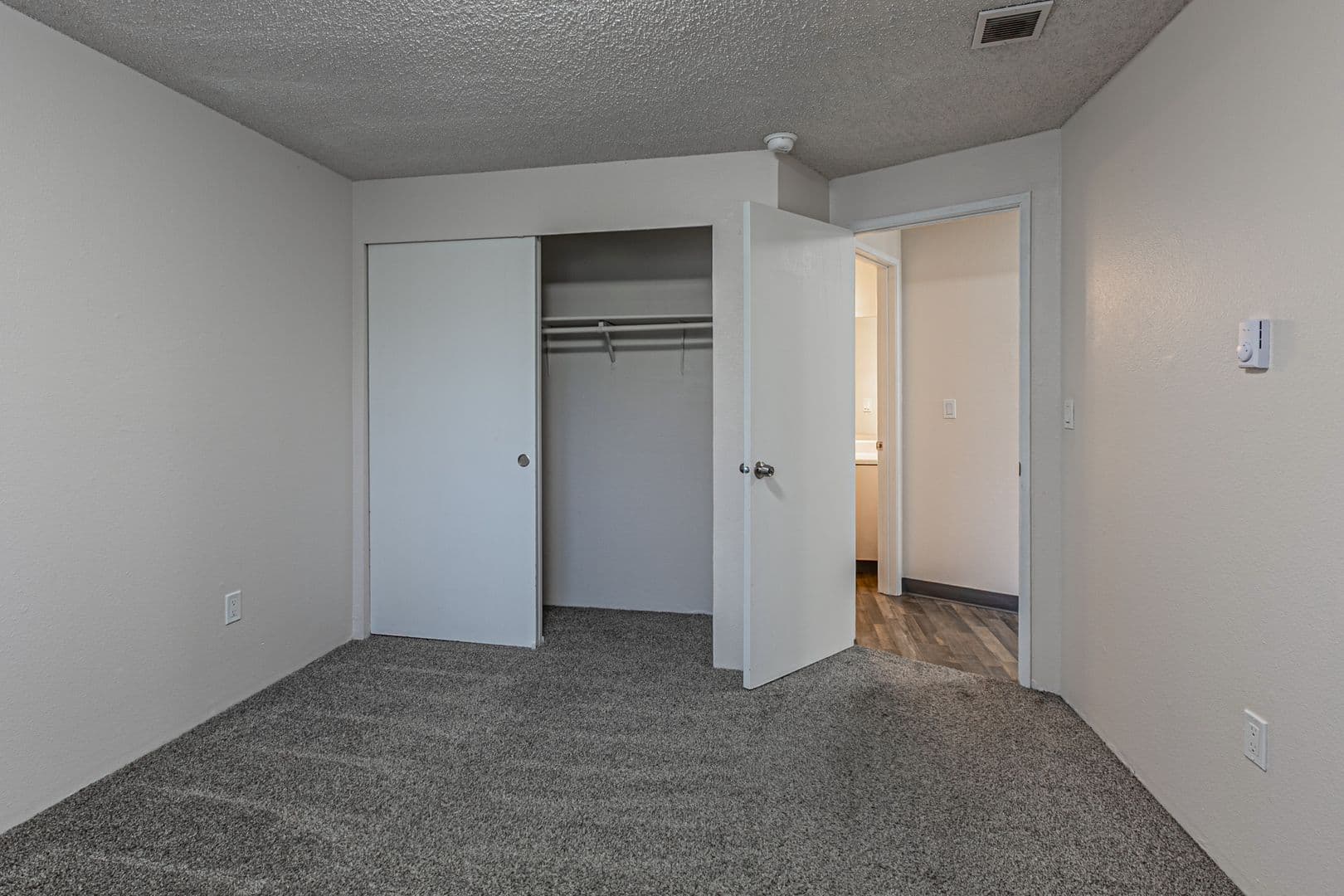 Tacoma Apartment: 6830 Tacoma Mall Blvd