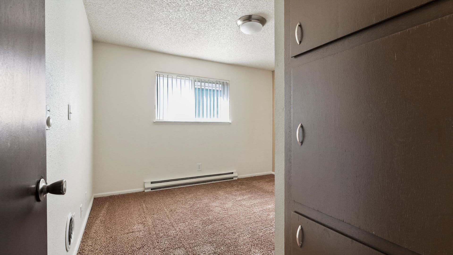 Kennewick Apartment: 632 N Arthur Street