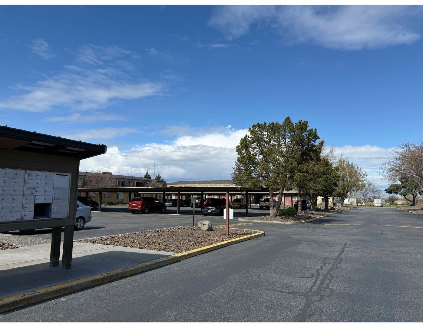 Kennewick Apartment: 632 N Arthur Street