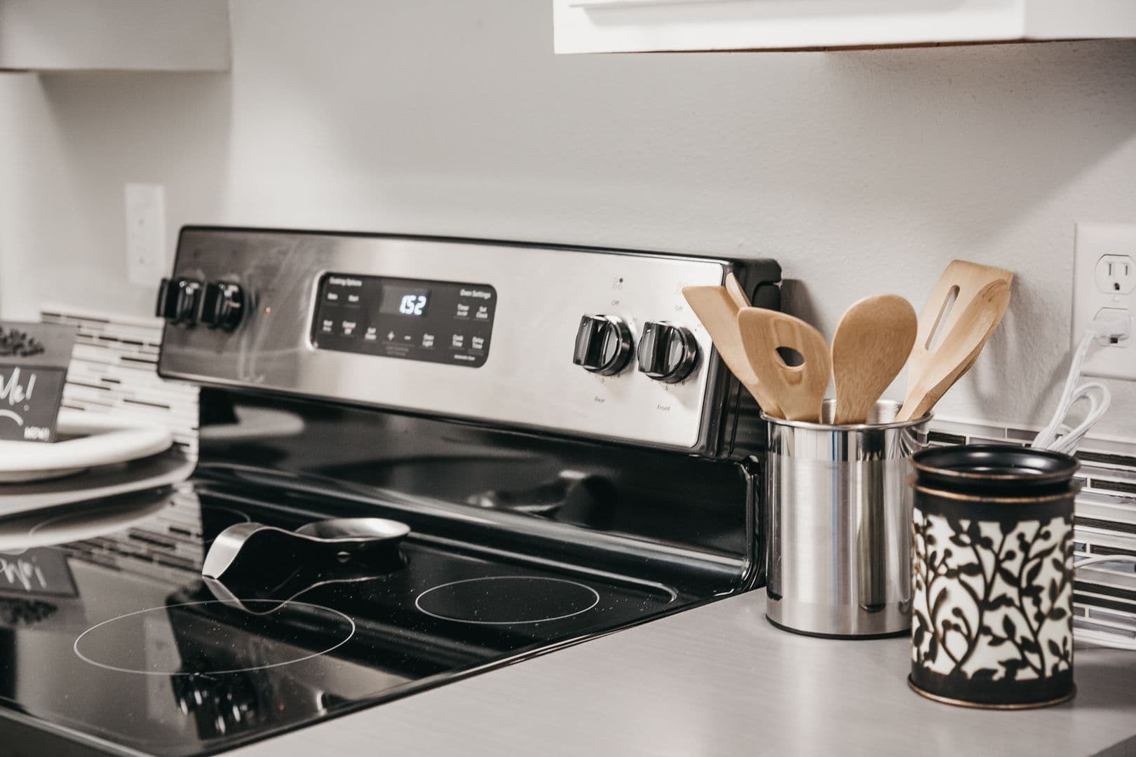 Spokane Apartment: 7024 N Colton St