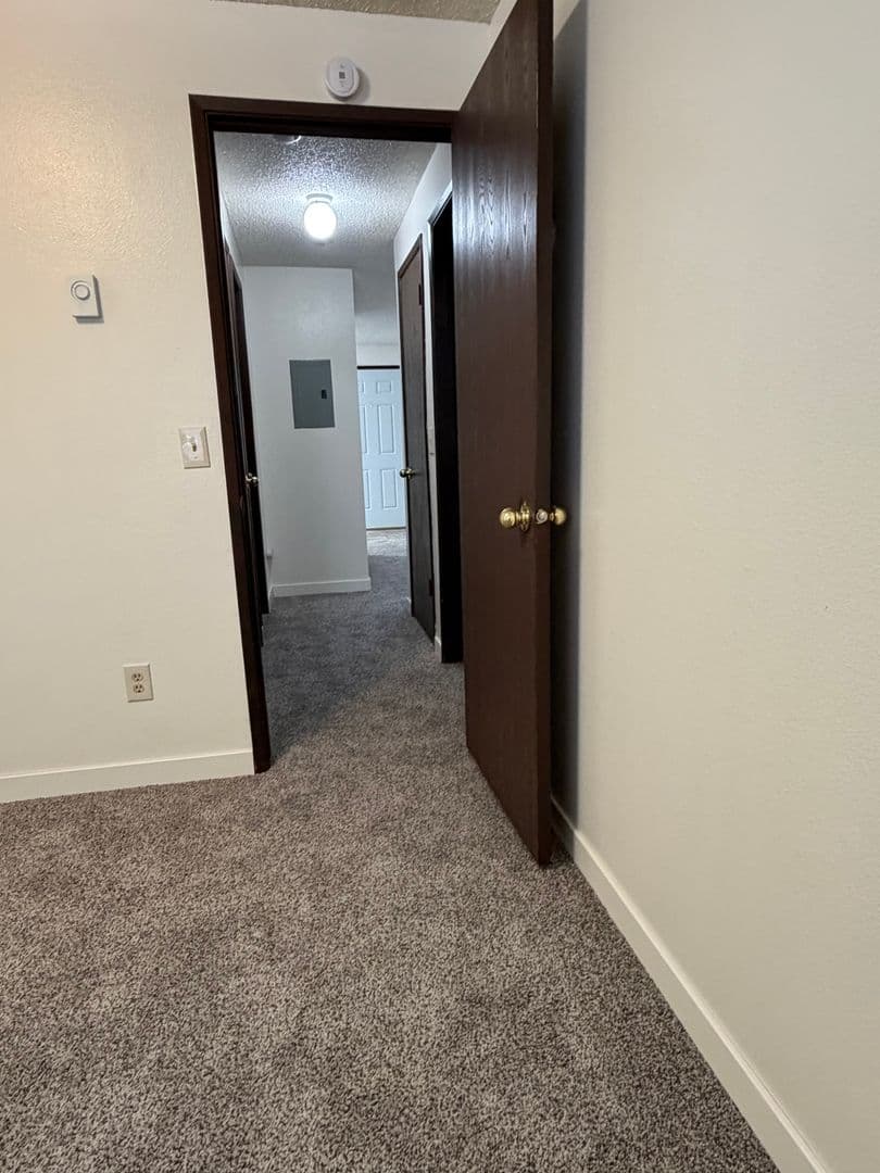 Spokane Apartment: 3102 E Jackson Ave