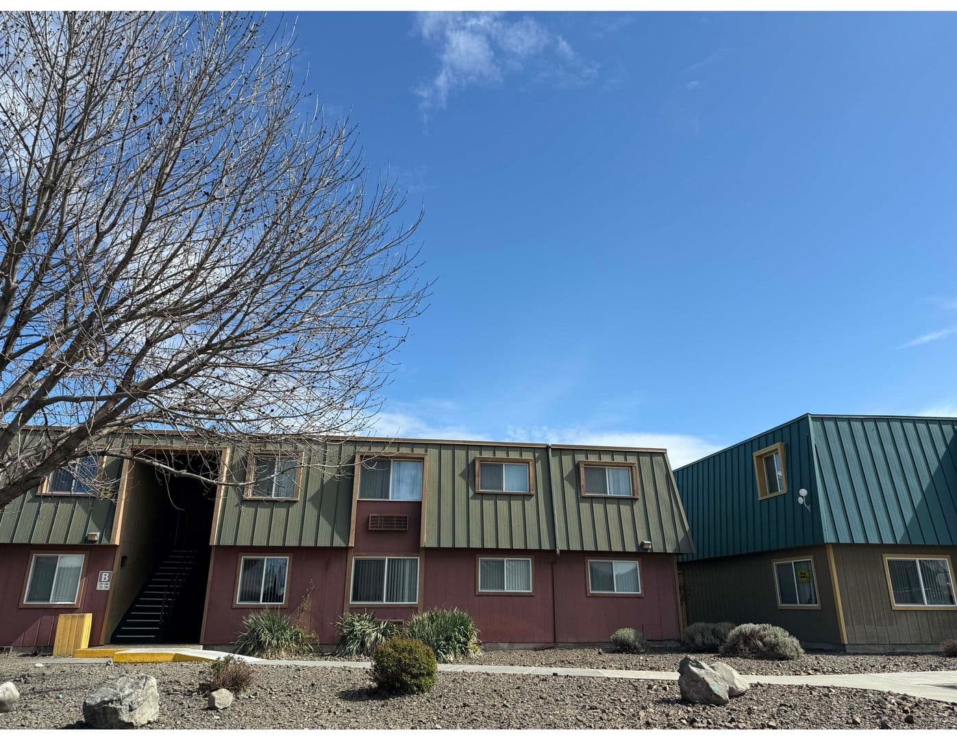 Kennewick Apartment: 4711 W Metaline Avenue