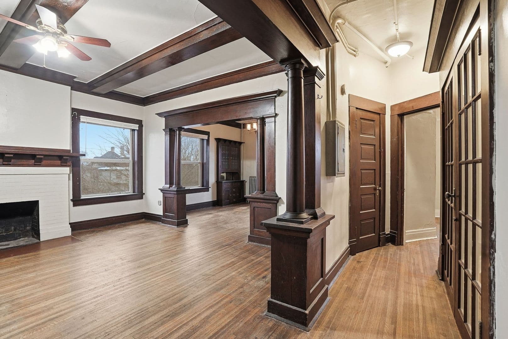 Spokane Apartment: 155 S Oak St