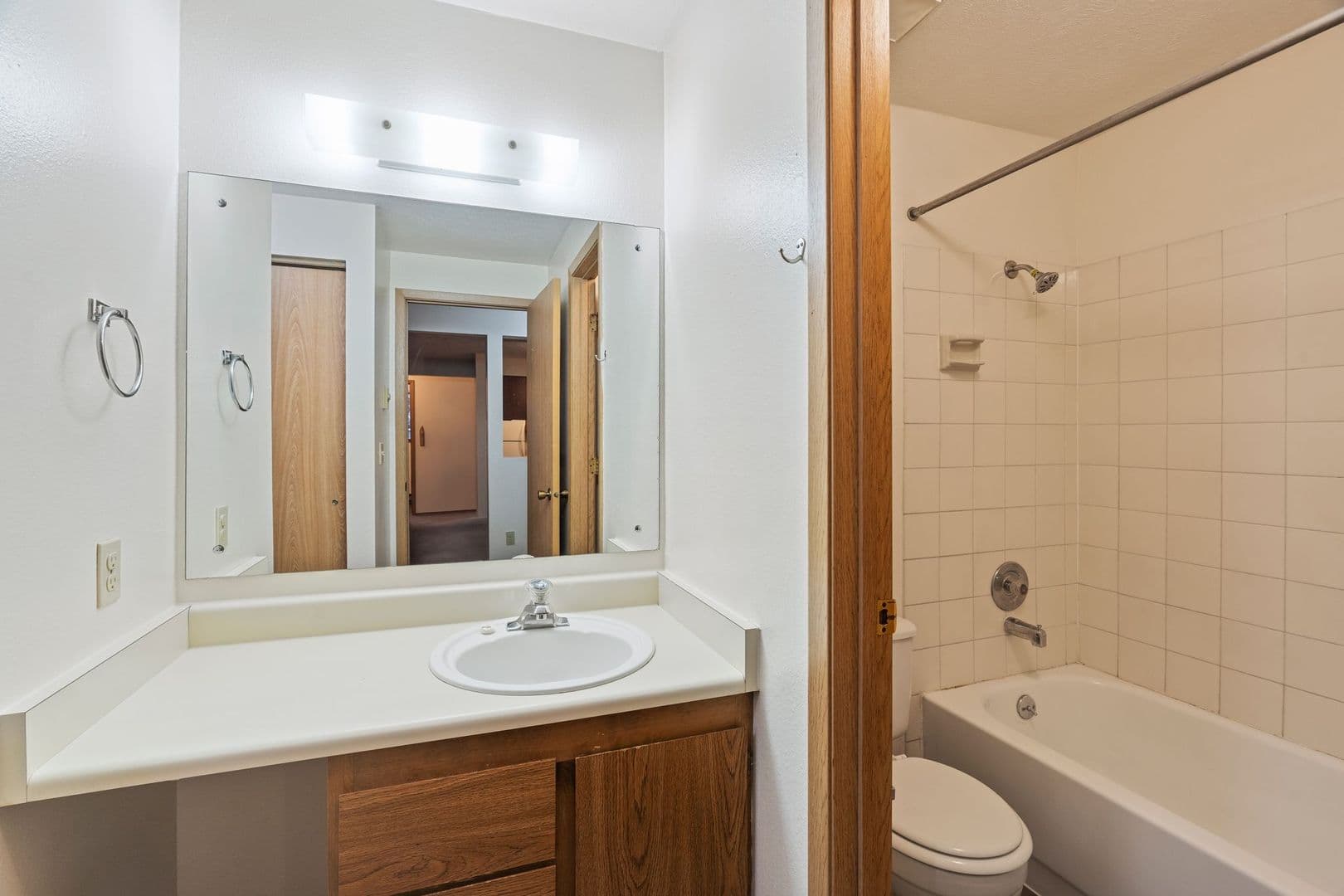 Spokane Apartment: 3131 S Cook St