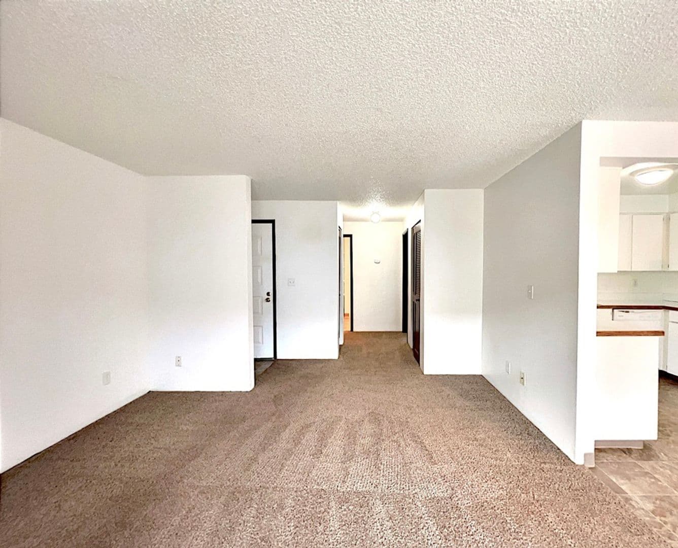 Pasco Apartment: 2524 W Sylvester St.