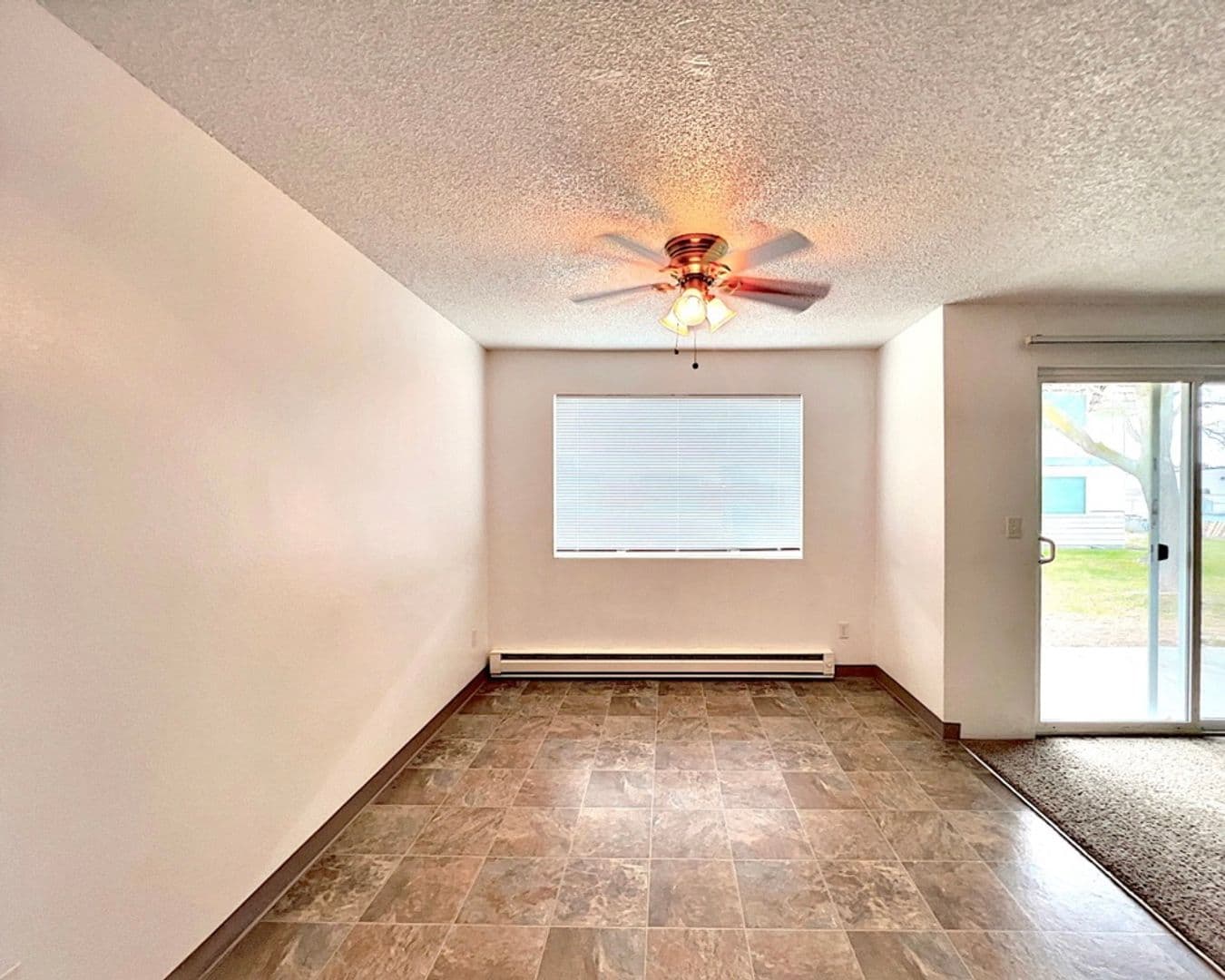 Pasco Apartment: 2524 W Sylvester St.