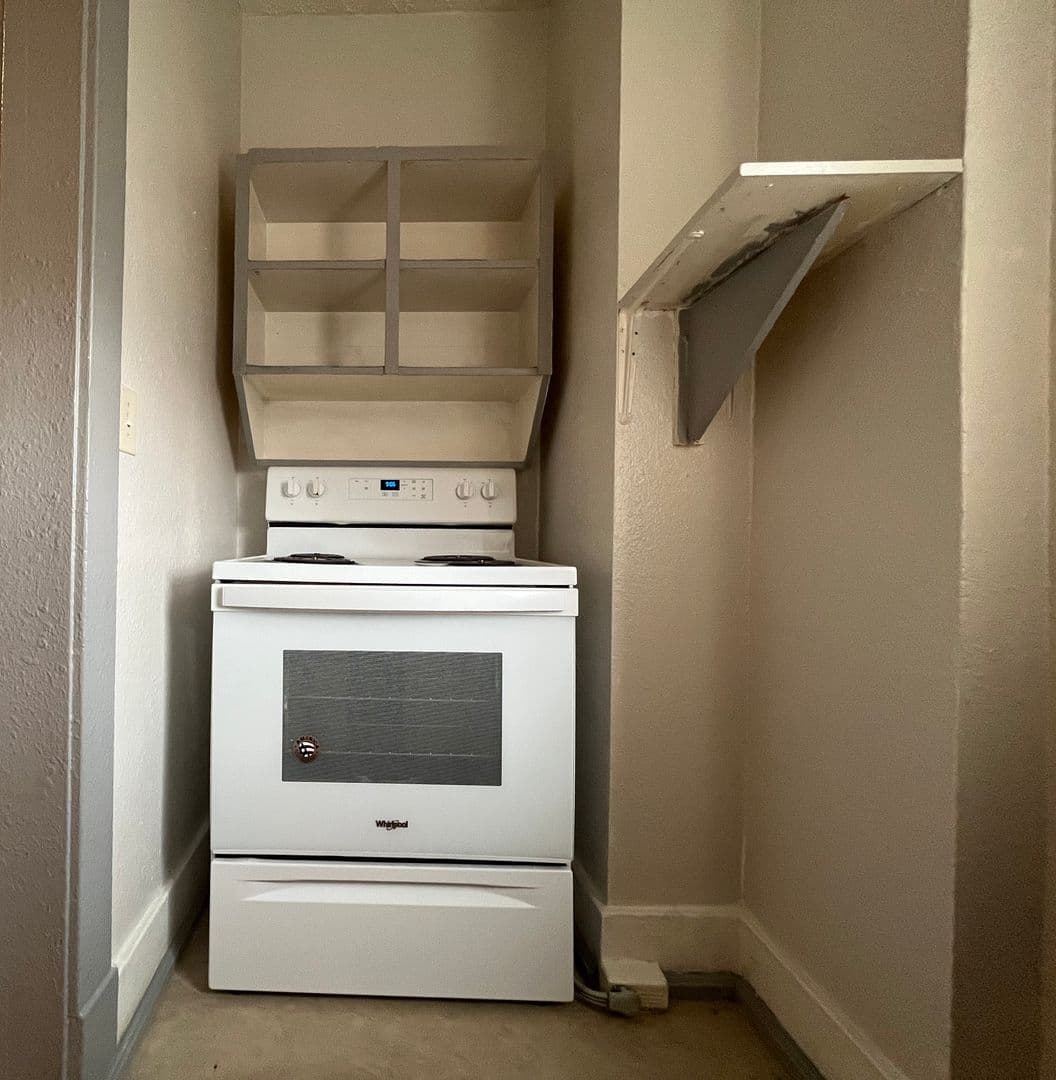 Spokane Apartment: 1010 W Boone Ave.