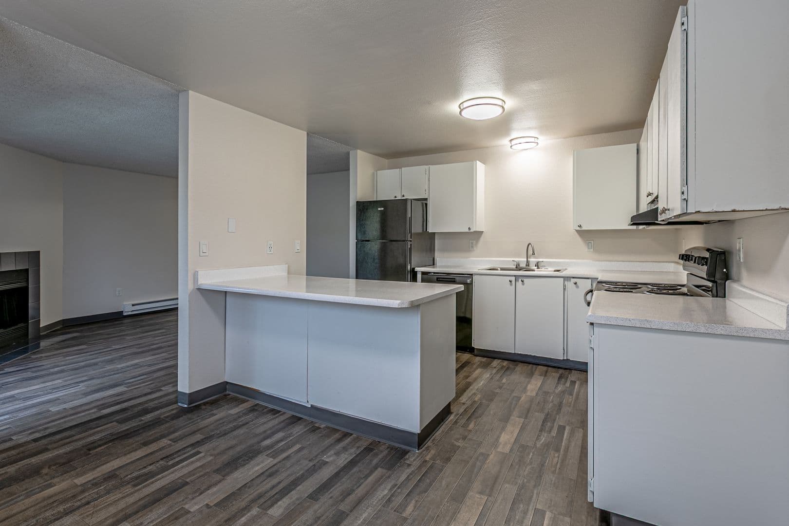 Tacoma Apartment: 6830 Tacoma Mall Blvd