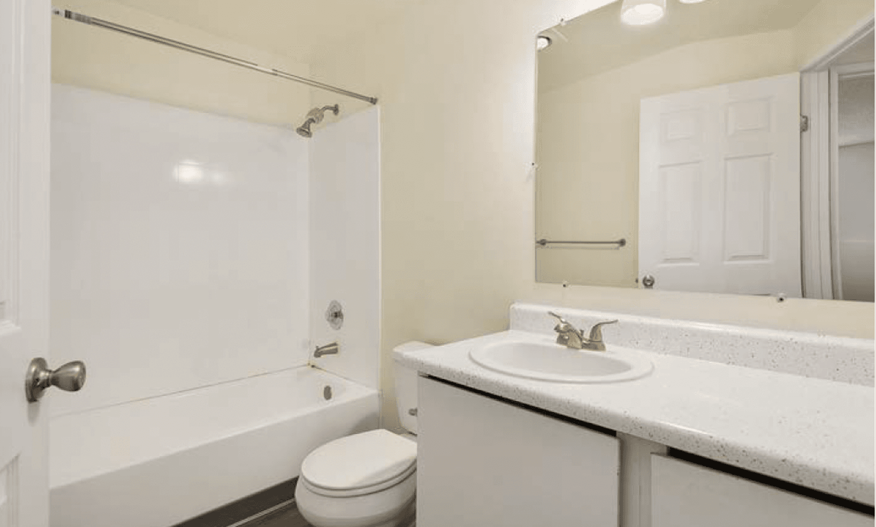 Tacoma Apartment: 6830 Tacoma Mall Blvd