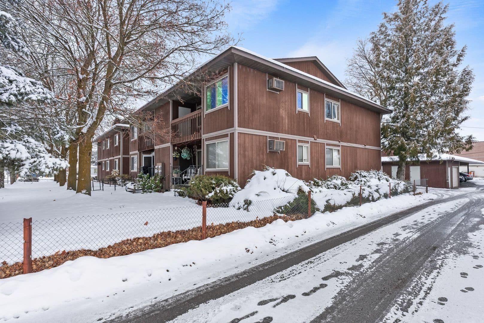 Medical Lake Apartment: 314 N LeFevre St