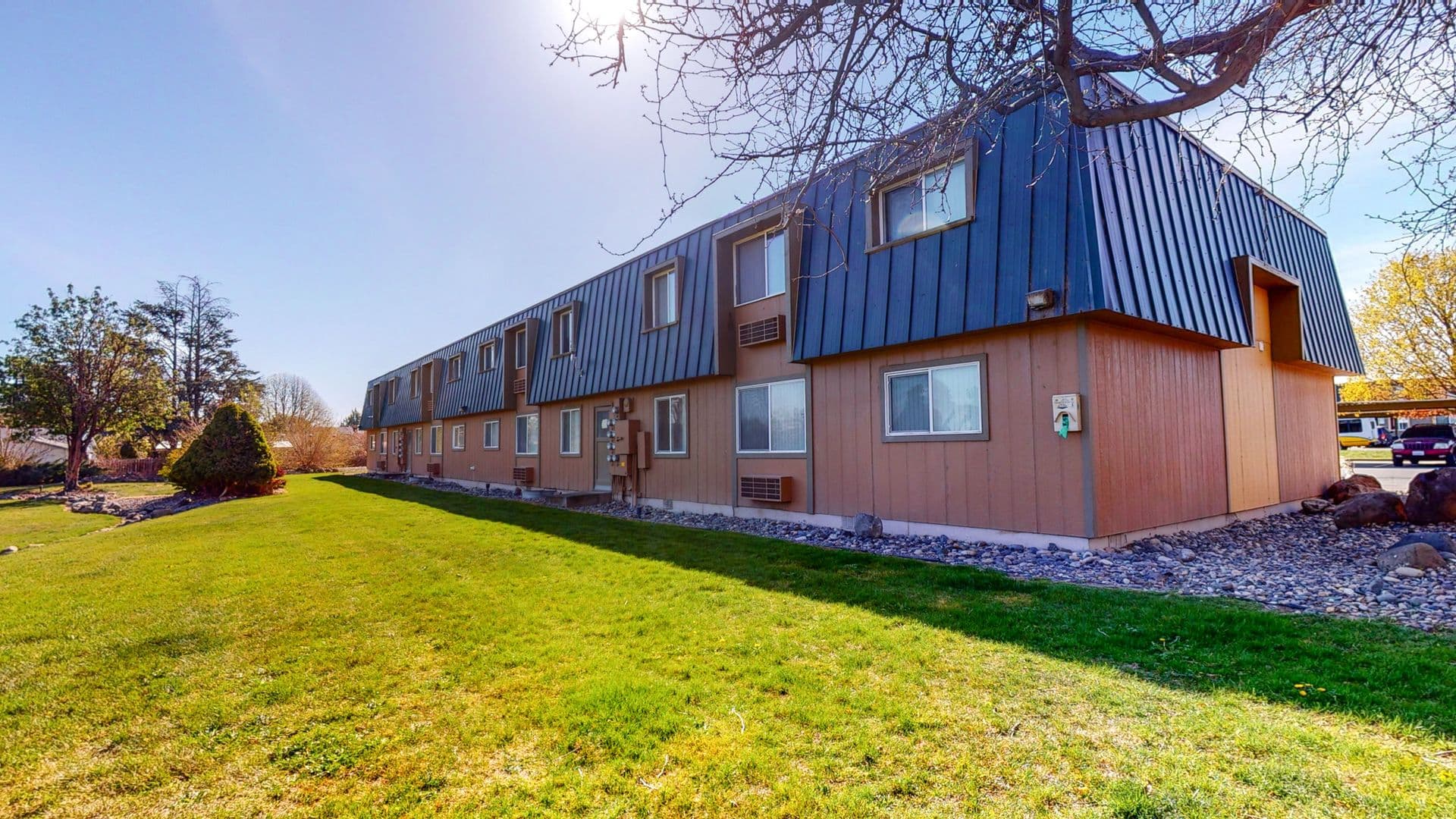 Kennewick Apartment: 632 N Arthur Street