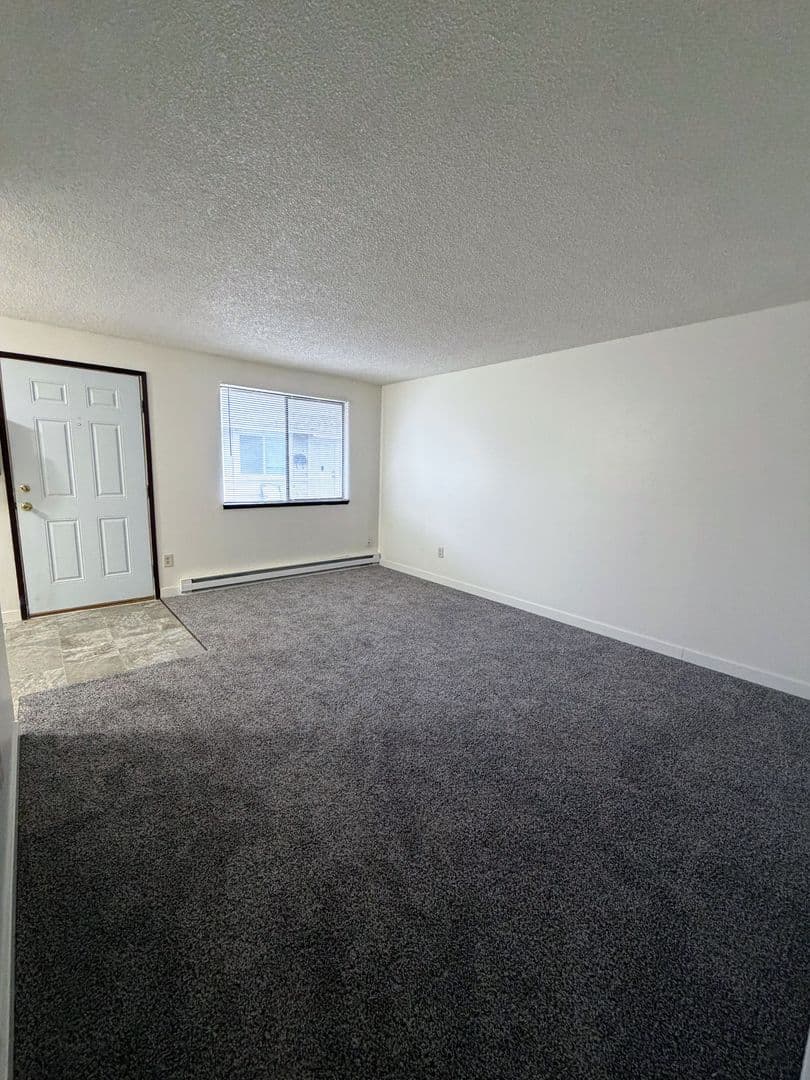 Spokane Apartment: 3102 E Jackson Ave