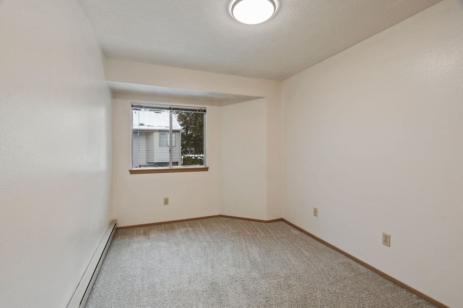 Spokane Apartment: 3131 S Cook St