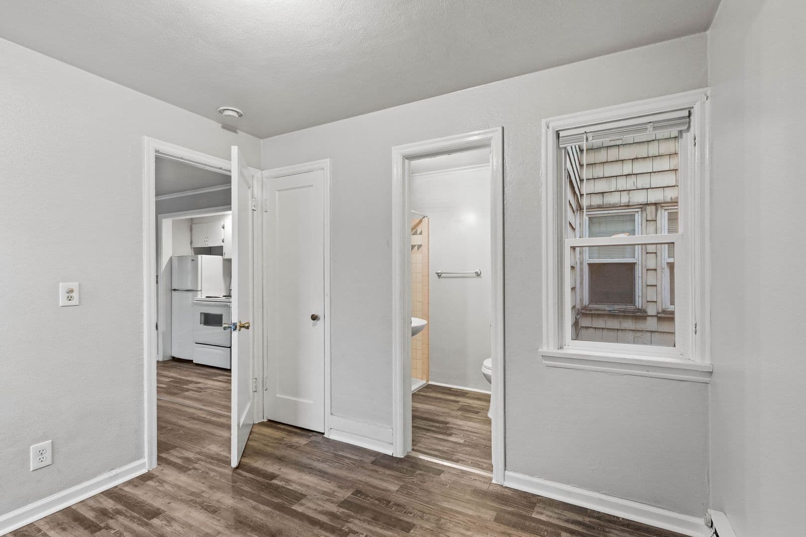 Spokane Valley Apartment: 9300 E Sprague Avenue