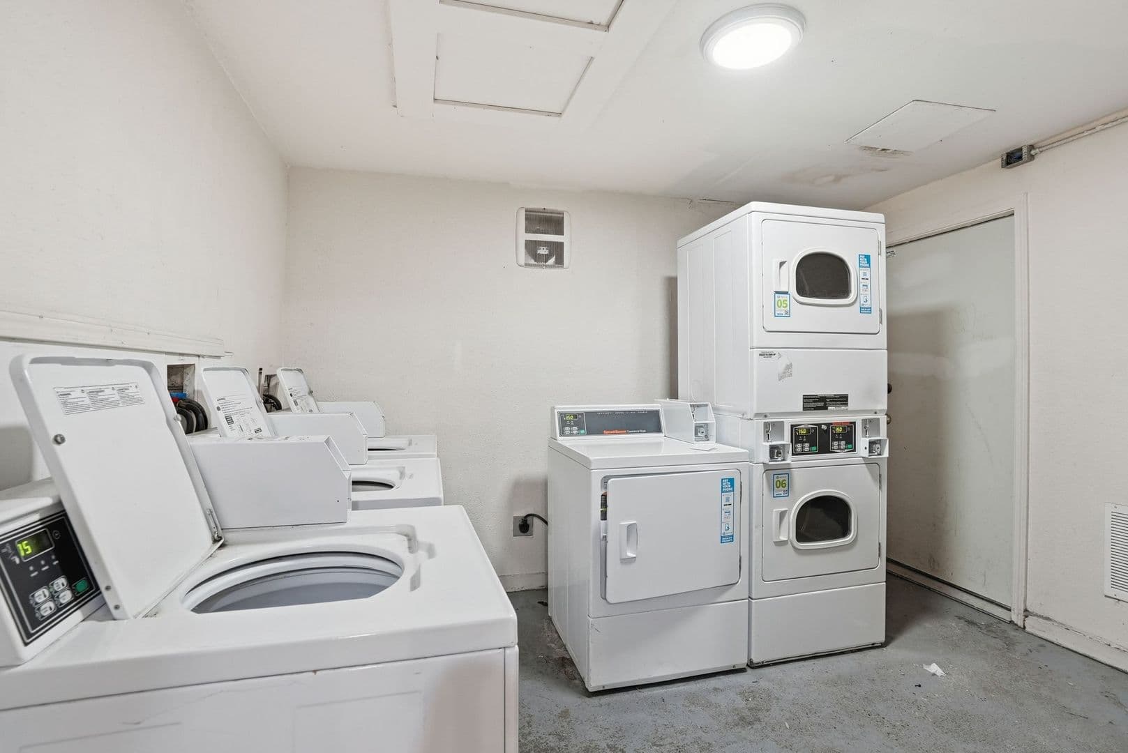 Spokane Apartment: 155 S Oak St