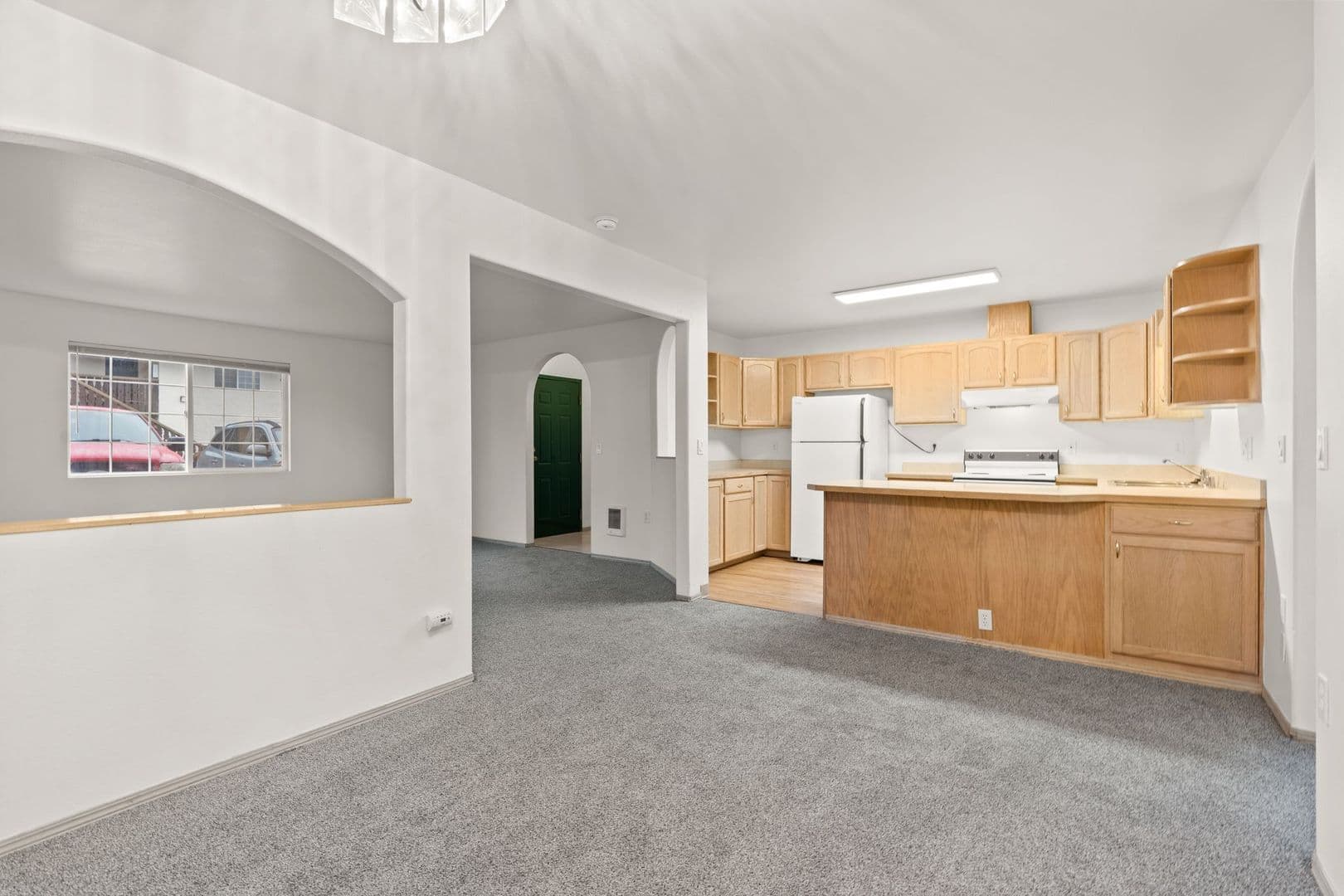 Spokane Valley Apartment: 12903 E Sprague Ave