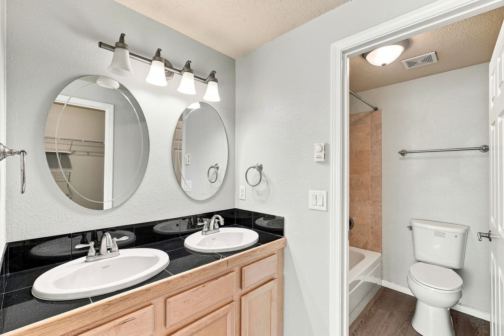 Spokane Apartment: 7024 N Colton St
