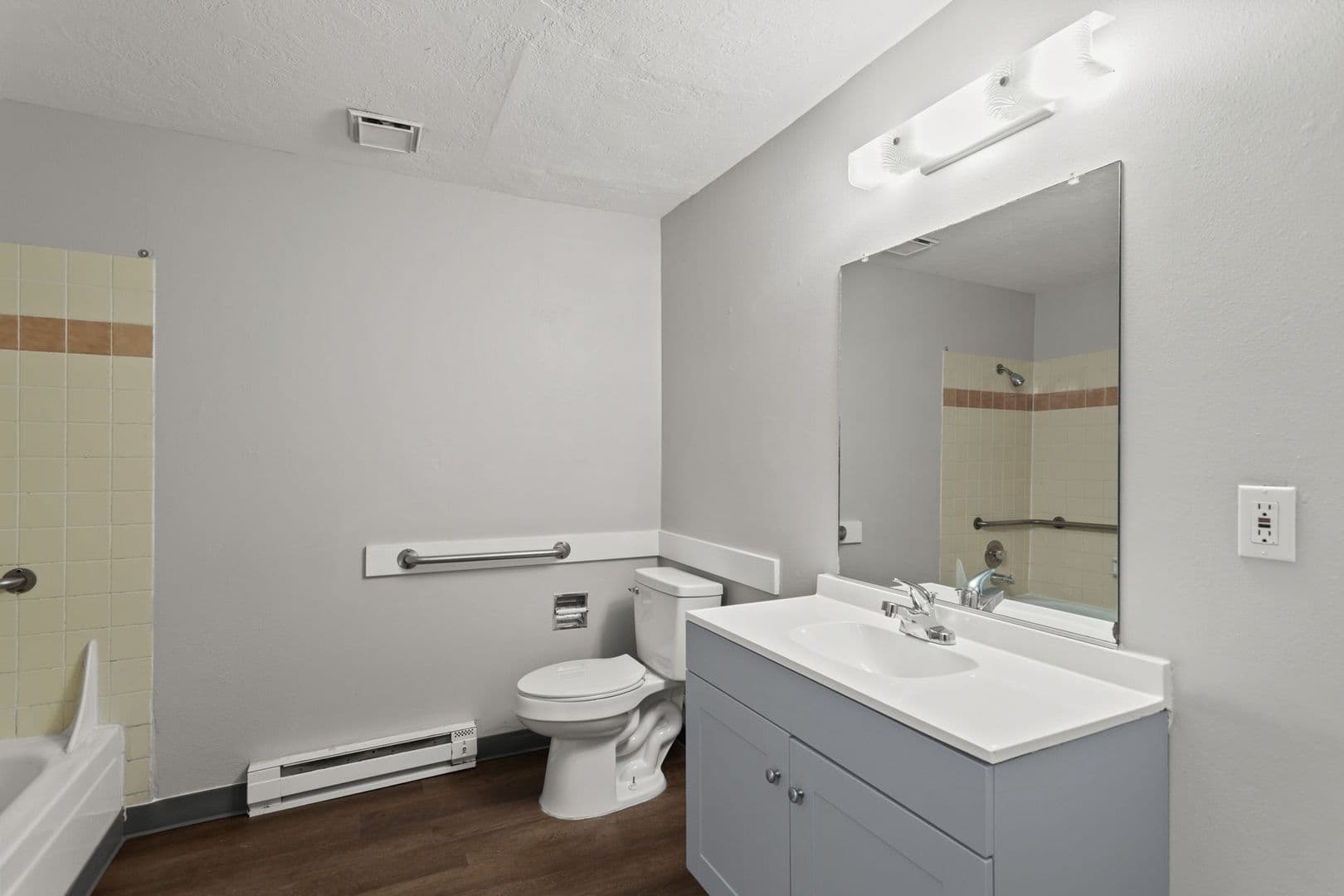 Spokane Valley Apartment: 2705 N Pines Rd