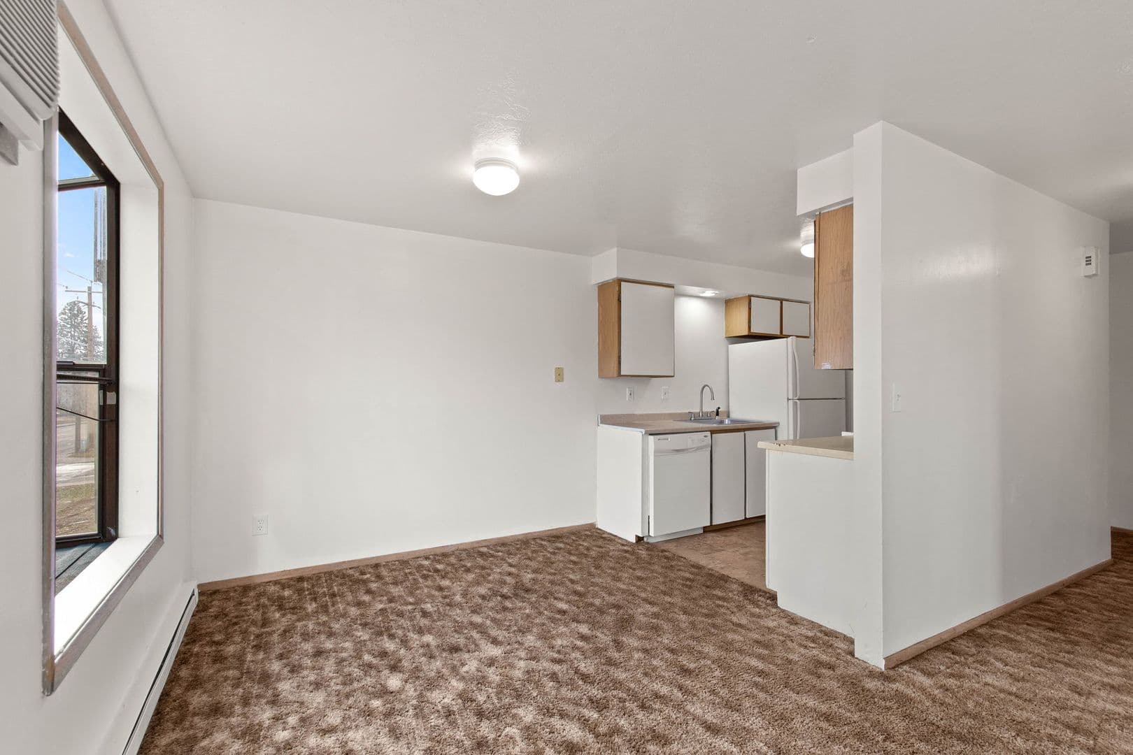 Spokane Valley Apartment: 2705 N Pines Rd