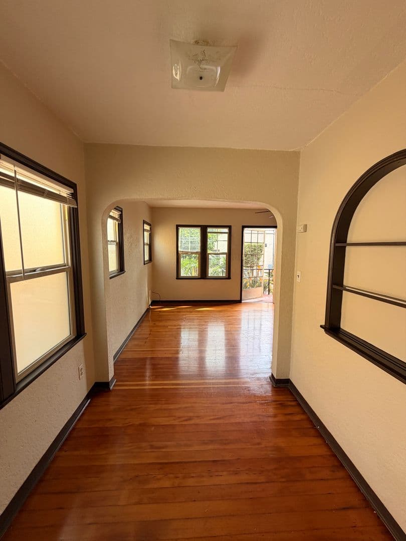 San Diego Apartment: 3783-3789 1/2 Park Blvd