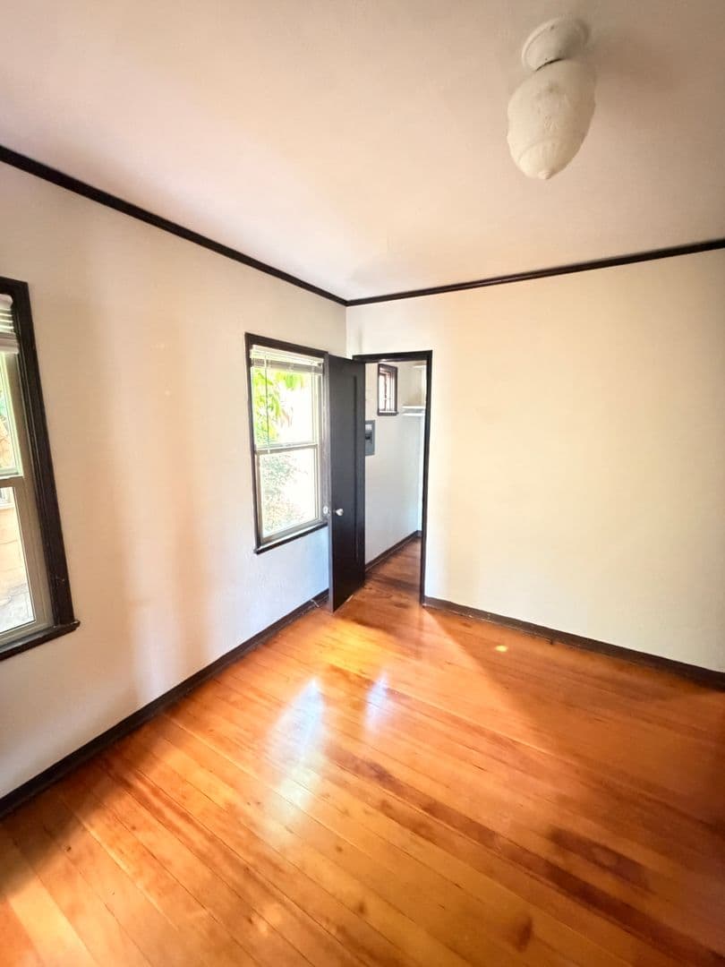 San Diego Apartment: 3783-3789 1/2 Park Blvd