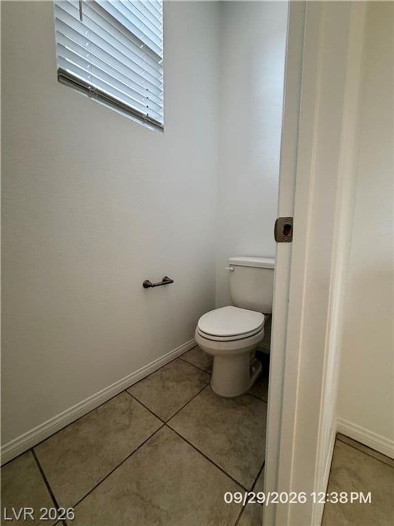 Henderson Townhome: 242 Freeport View Pl