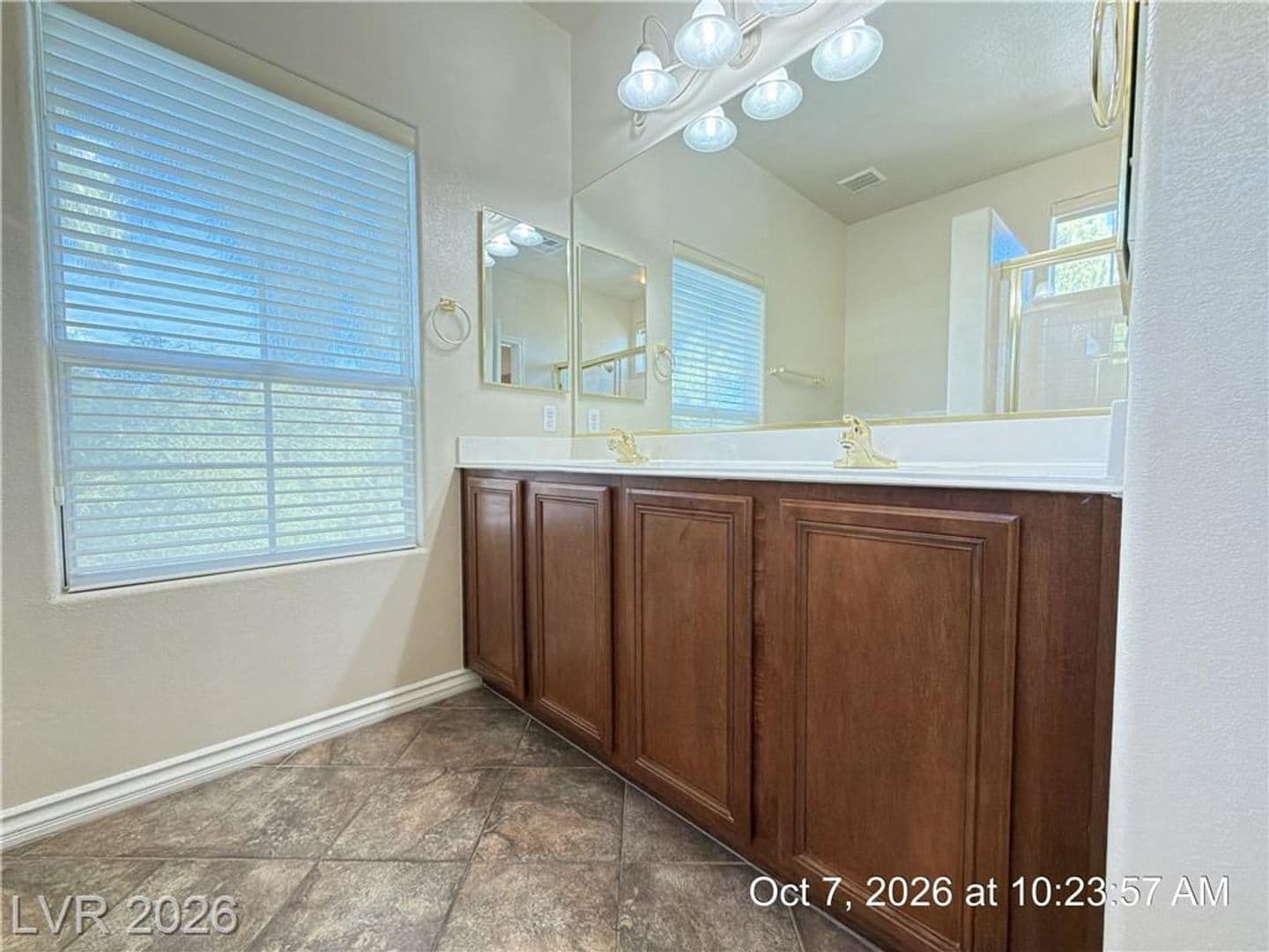 Henderson Townhome: 246 Queens Ct