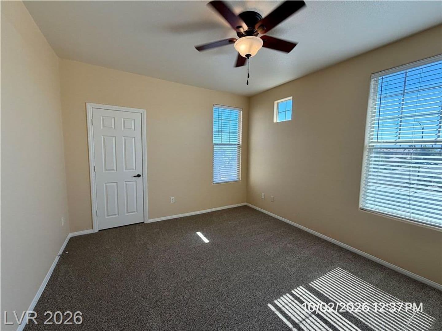 North Las Vegas Townhome: 5855 Valley Dr #2115