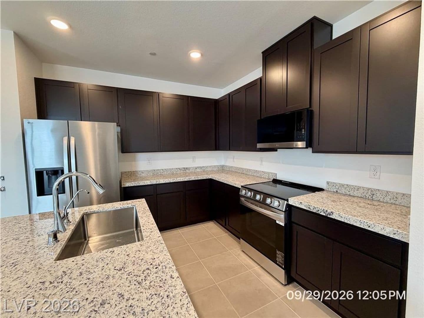 Henderson Townhome: 239 Freeport View Pl