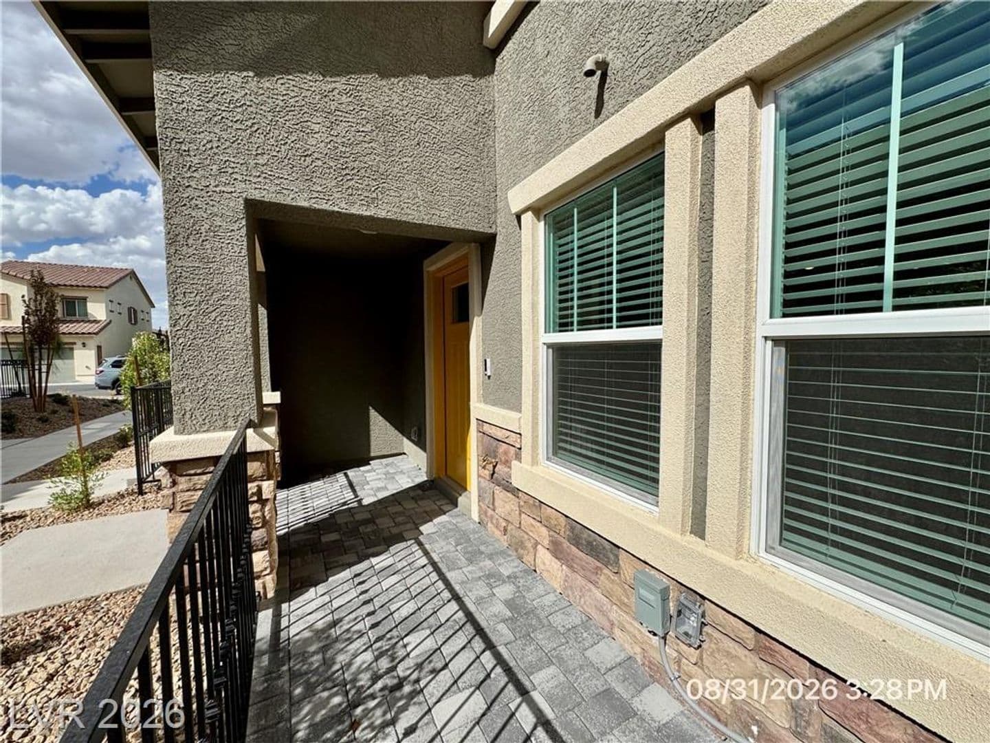 Henderson Townhome: 927 Pink Sugarbird St