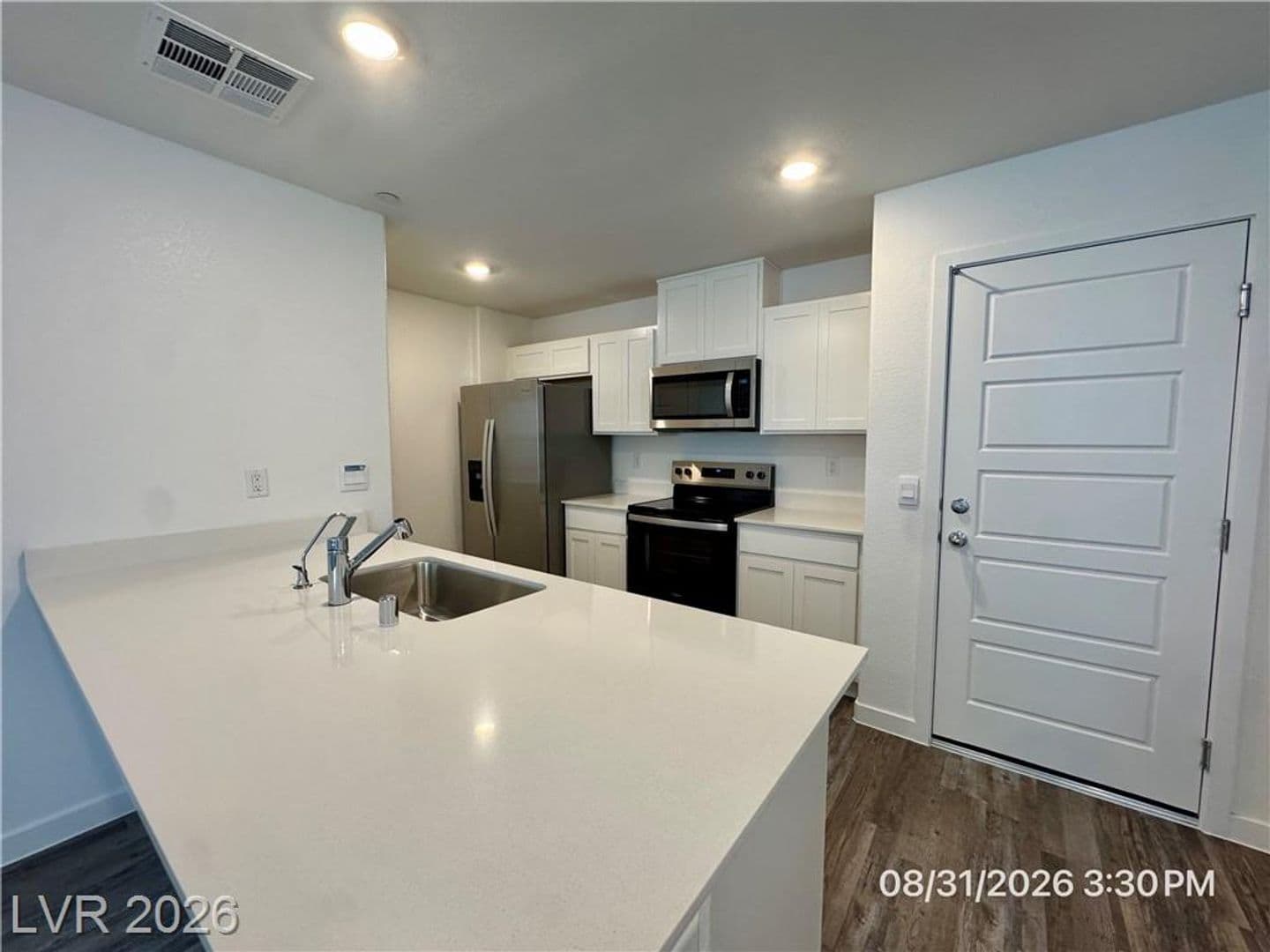 Henderson Townhome: 927 Pink Sugarbird St