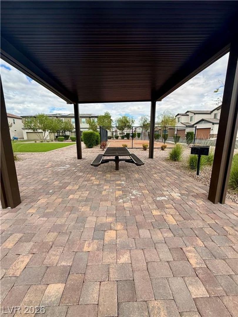 Henderson Townhome: 239 Freeport View Pl
