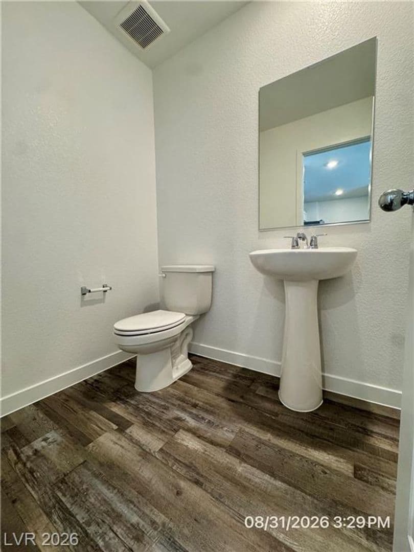 Henderson Townhome: 927 Pink Sugarbird St