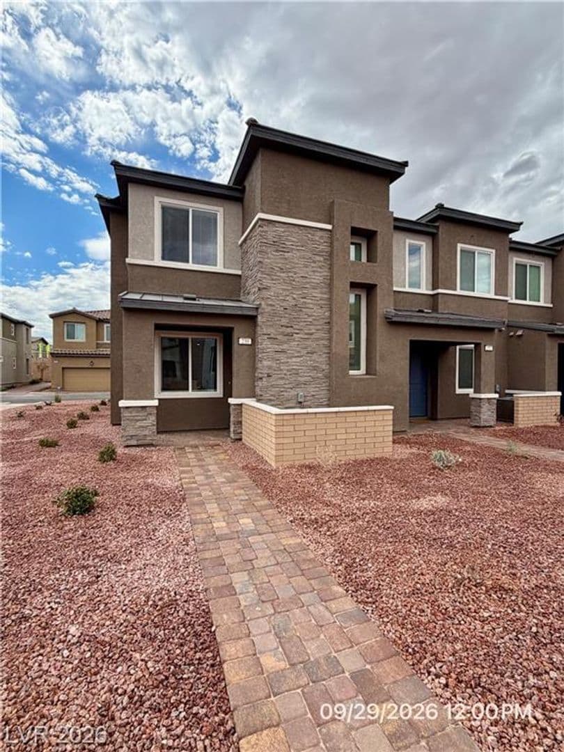 Henderson Townhome: 239 Freeport View Pl