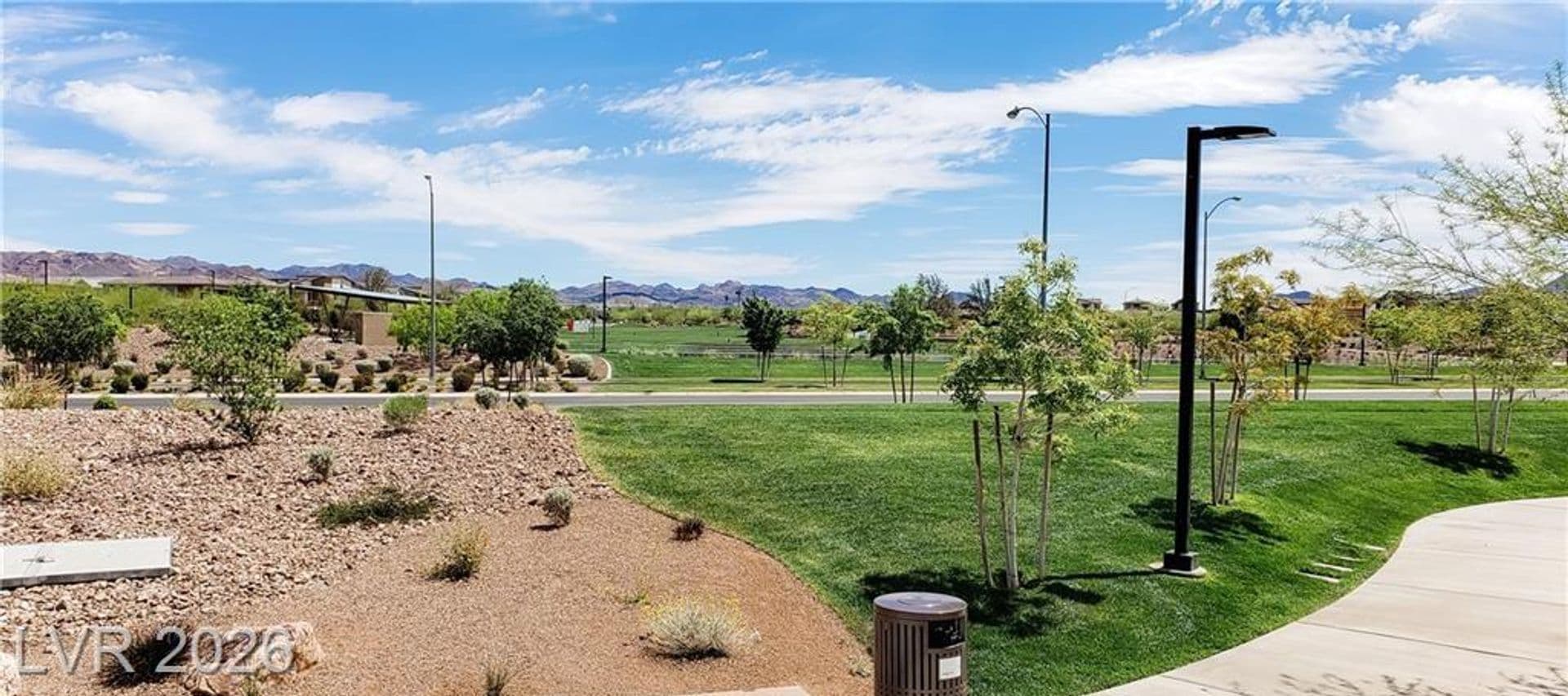 Henderson Townhome: 927 Pink Sugarbird St