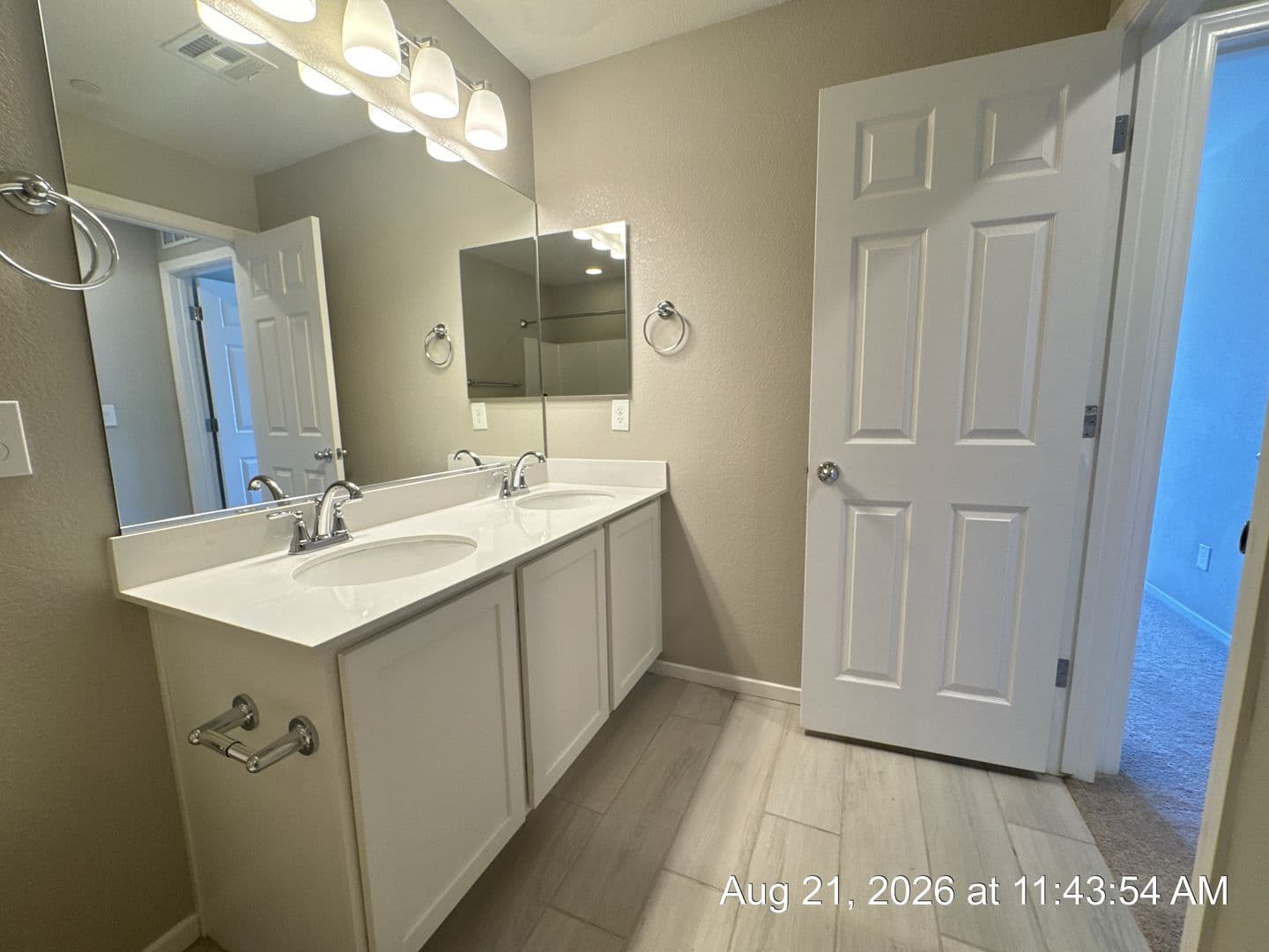 Henderson Townhome: 720 Sleeping City Ave