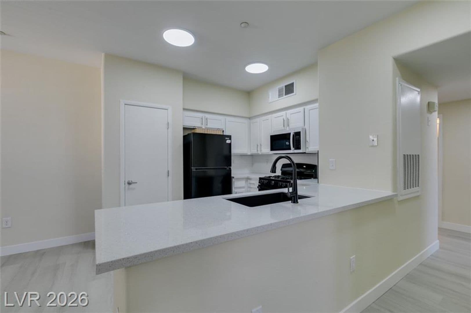 Henderson Condo: 50 Aura de Blanco St #3104