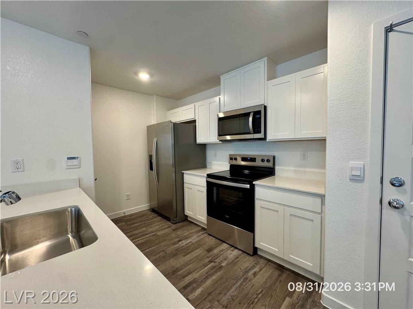 Henderson Townhome: 927 Pink Sugarbird St